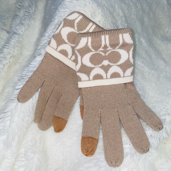 Coach Accessories - Coach Logo Tan Gloves
